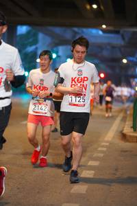 BIB: 1125, 2142
                            <button type="button" onclick="openModal(5887261)" class="btn btn-primary btn-sm float-right btn-popup" data-toggle="modal" data-target=".modal-high-quality">
                        <i class="fas fa-shopping-cart"></i> Add to Cart
                    </button>
                                            <button type="button" onclick="isThisMe(5887261, true)" class="btn btn-success btn-sm float-right btn-popup btn-isme hidden" data-toggle="tooltip" data-placement="bottom" title="นี่คือรูปของคุณใช่ไหม คลิกที่นี่เพื่อเอาเข้าอัลบั้ม">
                        <i class="fas fa-plus"></i> Add to album
                    </button>
                    <button type="button" onclick="isThisMe(5887261, false)" class="btn btn-warning btn-sm float-right btn-popup btn-isnotme hidden">
                        <i class="fas fa-ban"></i> Remove from album
                    </button>