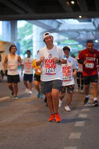 BIB: 2943, 4678, 1247
                            <button type="button" onclick="openModal(5927302)" class="btn btn-primary btn-sm float-right btn-popup" data-toggle="modal" data-target=".modal-high-quality">
                        <i class="fas fa-shopping-cart"></i> Add to Cart
                    </button>
                                            <button type="button" onclick="isThisMe(5927302, true)" class="btn btn-success btn-sm float-right btn-popup btn-isme hidden" data-toggle="tooltip" data-placement="bottom" title="นี่คือรูปของคุณใช่ไหม คลิกที่นี่เพื่อเอาเข้าอัลบั้ม">
                        <i class="fas fa-plus"></i> Add to album
                    </button>
                    <button type="button" onclick="isThisMe(5927302, false)" class="btn btn-warning btn-sm float-right btn-popup btn-isnotme hidden">
                        <i class="fas fa-ban"></i> Remove from album
                    </button>