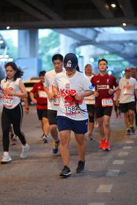 BIB: 4643, 1518, 1582
                            <button type="button" onclick="openModal(5920379)" class="btn btn-primary btn-sm float-right btn-popup" data-toggle="modal" data-target=".modal-high-quality">
                        <i class="fas fa-shopping-cart"></i> Add to Cart
                    </button>
                                            <button type="button" onclick="isThisMe(5920379, true)" class="btn btn-success btn-sm float-right btn-popup btn-isme hidden" data-toggle="tooltip" data-placement="bottom" title="นี่คือรูปของคุณใช่ไหม คลิกที่นี่เพื่อเอาเข้าอัลบั้ม">
                        <i class="fas fa-plus"></i> Add to album
                    </button>
                    <button type="button" onclick="isThisMe(5920379, false)" class="btn btn-warning btn-sm float-right btn-popup btn-isnotme hidden">
                        <i class="fas fa-ban"></i> Remove from album
                    </button>