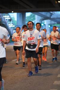 BIB: 5023, 3864
                            <button type="button" onclick="openModal(5916222)" class="btn btn-primary btn-sm float-right btn-popup" data-toggle="modal" data-target=".modal-high-quality">
                        <i class="fas fa-shopping-cart"></i> Add to Cart
                    </button>
                                            <button type="button" onclick="isThisMe(5916222, true)" class="btn btn-success btn-sm float-right btn-popup btn-isme hidden" data-toggle="tooltip" data-placement="bottom" title="นี่คือรูปของคุณใช่ไหม คลิกที่นี่เพื่อเอาเข้าอัลบั้ม">
                        <i class="fas fa-plus"></i> Add to album
                    </button>
                    <button type="button" onclick="isThisMe(5916222, false)" class="btn btn-warning btn-sm float-right btn-popup btn-isnotme hidden">
                        <i class="fas fa-ban"></i> Remove from album
                    </button>