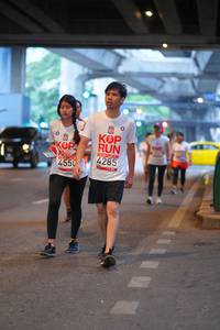 BIB: 4285, 4550
                            <button type="button" onclick="openModal(5898333)" class="btn btn-primary btn-sm float-right btn-popup" data-toggle="modal" data-target=".modal-high-quality">
                        <i class="fas fa-shopping-cart"></i> Add to Cart
                    </button>
                                            <button type="button" onclick="isThisMe(5898333, true)" class="btn btn-success btn-sm float-right btn-popup btn-isme hidden" data-toggle="tooltip" data-placement="bottom" title="นี่คือรูปของคุณใช่ไหม คลิกที่นี่เพื่อเอาเข้าอัลบั้ม">
                        <i class="fas fa-plus"></i> Add to album
                    </button>
                    <button type="button" onclick="isThisMe(5898333, false)" class="btn btn-warning btn-sm float-right btn-popup btn-isnotme hidden">
                        <i class="fas fa-ban"></i> Remove from album
                    </button>