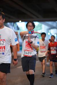 BIB: 200, 5489, 2019
                            <button type="button" onclick="openModal(5929028)" class="btn btn-primary btn-sm float-right btn-popup" data-toggle="modal" data-target=".modal-high-quality">
                        <i class="fas fa-shopping-cart"></i> Add to Cart
                    </button>
                                            <button type="button" onclick="isThisMe(5929028, true)" class="btn btn-success btn-sm float-right btn-popup btn-isme hidden" data-toggle="tooltip" data-placement="bottom" title="นี่คือรูปของคุณใช่ไหม คลิกที่นี่เพื่อเอาเข้าอัลบั้ม">
                        <i class="fas fa-plus"></i> Add to album
                    </button>
                    <button type="button" onclick="isThisMe(5929028, false)" class="btn btn-warning btn-sm float-right btn-popup btn-isnotme hidden">
                        <i class="fas fa-ban"></i> Remove from album
                    </button>