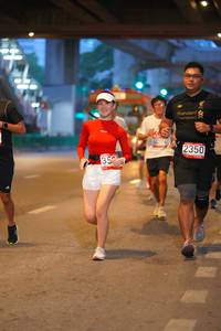 BIB: 4074, 2350, 359
                            <button type="button" onclick="openModal(5887192)" class="btn btn-primary btn-sm float-right btn-popup" data-toggle="modal" data-target=".modal-high-quality">
                        <i class="fas fa-shopping-cart"></i> Add to Cart
                    </button>
                                            <button type="button" onclick="isThisMe(5887192, true)" class="btn btn-success btn-sm float-right btn-popup btn-isme hidden" data-toggle="tooltip" data-placement="bottom" title="นี่คือรูปของคุณใช่ไหม คลิกที่นี่เพื่อเอาเข้าอัลบั้ม">
                        <i class="fas fa-plus"></i> Add to album
                    </button>
                    <button type="button" onclick="isThisMe(5887192, false)" class="btn btn-warning btn-sm float-right btn-popup btn-isnotme hidden">
                        <i class="fas fa-ban"></i> Remove from album
                    </button>