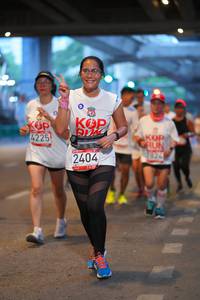 BIB: 4225, 624, 2404
                            <button type="button" onclick="openModal(5915726)" class="btn btn-primary btn-sm float-right btn-popup" data-toggle="modal" data-target=".modal-high-quality">
                        <i class="fas fa-shopping-cart"></i> Add to Cart
                    </button>
                                            <button type="button" onclick="isThisMe(5915726, true)" class="btn btn-success btn-sm float-right btn-popup btn-isme hidden" data-toggle="tooltip" data-placement="bottom" title="นี่คือรูปของคุณใช่ไหม คลิกที่นี่เพื่อเอาเข้าอัลบั้ม">
                        <i class="fas fa-plus"></i> Add to album
                    </button>
                    <button type="button" onclick="isThisMe(5915726, false)" class="btn btn-warning btn-sm float-right btn-popup btn-isnotme hidden">
                        <i class="fas fa-ban"></i> Remove from album
                    </button>