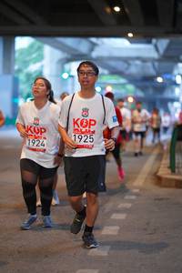 BIB: 1925, 1924
                            <button type="button" onclick="openModal(5922575)" class="btn btn-primary btn-sm float-right btn-popup" data-toggle="modal" data-target=".modal-high-quality">
                        <i class="fas fa-shopping-cart"></i> Add to Cart
                    </button>
                                            <button type="button" onclick="isThisMe(5922575, true)" class="btn btn-success btn-sm float-right btn-popup btn-isme hidden" data-toggle="tooltip" data-placement="bottom" title="นี่คือรูปของคุณใช่ไหม คลิกที่นี่เพื่อเอาเข้าอัลบั้ม">
                        <i class="fas fa-plus"></i> Add to album
                    </button>
                    <button type="button" onclick="isThisMe(5922575, false)" class="btn btn-warning btn-sm float-right btn-popup btn-isnotme hidden">
                        <i class="fas fa-ban"></i> Remove from album
                    </button>