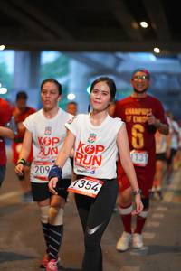 BIB: 131, 209, 354
                            <button type="button" onclick="openModal(5912874)" class="btn btn-primary btn-sm float-right btn-popup" data-toggle="modal" data-target=".modal-high-quality">
                        <i class="fas fa-shopping-cart"></i> Add to Cart
                    </button>
                                            <button type="button" onclick="isThisMe(5912874, true)" class="btn btn-success btn-sm float-right btn-popup btn-isme hidden" data-toggle="tooltip" data-placement="bottom" title="นี่คือรูปของคุณใช่ไหม คลิกที่นี่เพื่อเอาเข้าอัลบั้ม">
                        <i class="fas fa-plus"></i> Add to album
                    </button>
                    <button type="button" onclick="isThisMe(5912874, false)" class="btn btn-warning btn-sm float-right btn-popup btn-isnotme hidden">
                        <i class="fas fa-ban"></i> Remove from album
                    </button>