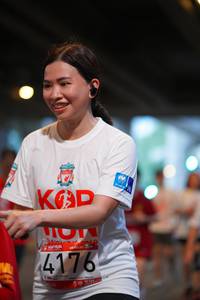 BIB: 4176
                            <button type="button" onclick="openModal(5898907)" class="btn btn-primary btn-sm float-right btn-popup" data-toggle="modal" data-target=".modal-high-quality">
                        <i class="fas fa-shopping-cart"></i> Add to Cart
                    </button>
                                            <button type="button" onclick="isThisMe(5898907, true)" class="btn btn-success btn-sm float-right btn-popup btn-isme hidden" data-toggle="tooltip" data-placement="bottom" title="นี่คือรูปของคุณใช่ไหม คลิกที่นี่เพื่อเอาเข้าอัลบั้ม">
                        <i class="fas fa-plus"></i> Add to album
                    </button>
                    <button type="button" onclick="isThisMe(5898907, false)" class="btn btn-warning btn-sm float-right btn-popup btn-isnotme hidden">
                        <i class="fas fa-ban"></i> Remove from album
                    </button>