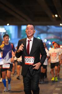 BIB: 2007, 5204
                            <button type="button" onclick="openModal(5891081)" class="btn btn-primary btn-sm float-right btn-popup" data-toggle="modal" data-target=".modal-high-quality">
                        <i class="fas fa-shopping-cart"></i> Add to Cart
                    </button>
                                            <button type="button" onclick="isThisMe(5891081, true)" class="btn btn-success btn-sm float-right btn-popup btn-isme hidden" data-toggle="tooltip" data-placement="bottom" title="นี่คือรูปของคุณใช่ไหม คลิกที่นี่เพื่อเอาเข้าอัลบั้ม">
                        <i class="fas fa-plus"></i> Add to album
                    </button>
                    <button type="button" onclick="isThisMe(5891081, false)" class="btn btn-warning btn-sm float-right btn-popup btn-isnotme hidden">
                        <i class="fas fa-ban"></i> Remove from album
                    </button>