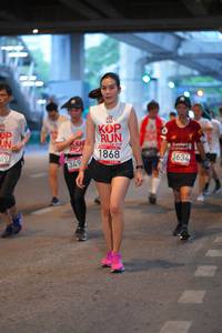 BIB: 1868, 018, 3634, 349
                            <button type="button" onclick="openModal(5919861)" class="btn btn-primary btn-sm float-right btn-popup" data-toggle="modal" data-target=".modal-high-quality">
                        <i class="fas fa-shopping-cart"></i> Add to Cart
                    </button>
                                            <button type="button" onclick="isThisMe(5919861, true)" class="btn btn-success btn-sm float-right btn-popup btn-isme hidden" data-toggle="tooltip" data-placement="bottom" title="นี่คือรูปของคุณใช่ไหม คลิกที่นี่เพื่อเอาเข้าอัลบั้ม">
                        <i class="fas fa-plus"></i> Add to album
                    </button>
                    <button type="button" onclick="isThisMe(5919861, false)" class="btn btn-warning btn-sm float-right btn-popup btn-isnotme hidden">
                        <i class="fas fa-ban"></i> Remove from album
                    </button>