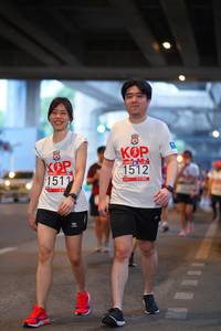 BIB: 1512, 1517
                            <button type="button" onclick="openModal(5898498)" class="btn btn-primary btn-sm float-right btn-popup" data-toggle="modal" data-target=".modal-high-quality">
                        <i class="fas fa-shopping-cart"></i> Add to Cart
                    </button>
                                            <button type="button" onclick="isThisMe(5898498, true)" class="btn btn-success btn-sm float-right btn-popup btn-isme hidden" data-toggle="tooltip" data-placement="bottom" title="นี่คือรูปของคุณใช่ไหม คลิกที่นี่เพื่อเอาเข้าอัลบั้ม">
                        <i class="fas fa-plus"></i> Add to album
                    </button>
                    <button type="button" onclick="isThisMe(5898498, false)" class="btn btn-warning btn-sm float-right btn-popup btn-isnotme hidden">
                        <i class="fas fa-ban"></i> Remove from album
                    </button>