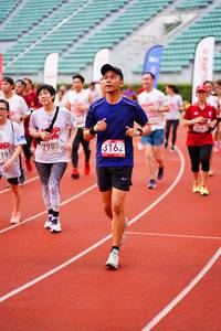 BIB: 7985, 3162
                            <button type="button" onclick="openModal(5928572)" class="btn btn-primary btn-sm float-right btn-popup" data-toggle="modal" data-target=".modal-high-quality">
                        <i class="fas fa-shopping-cart"></i> Add to Cart
                    </button>
                                            <button type="button" onclick="isThisMe(5928572, true)" class="btn btn-success btn-sm float-right btn-popup btn-isme hidden" data-toggle="tooltip" data-placement="bottom" title="นี่คือรูปของคุณใช่ไหม คลิกที่นี่เพื่อเอาเข้าอัลบั้ม">
                        <i class="fas fa-plus"></i> Add to album
                    </button>
                    <button type="button" onclick="isThisMe(5928572, false)" class="btn btn-warning btn-sm float-right btn-popup btn-isnotme hidden">
                        <i class="fas fa-ban"></i> Remove from album
                    </button>