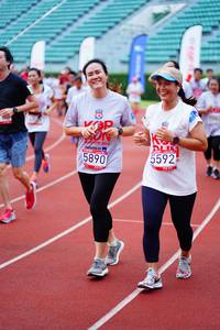 BIB: 2019, 5592, 5890
                            <button type="button" onclick="openModal(5909540)" class="btn btn-primary btn-sm float-right btn-popup" data-toggle="modal" data-target=".modal-high-quality">
                        <i class="fas fa-shopping-cart"></i> Add to Cart
                    </button>
                                            <button type="button" onclick="isThisMe(5909540, true)" class="btn btn-success btn-sm float-right btn-popup btn-isme hidden" data-toggle="tooltip" data-placement="bottom" title="นี่คือรูปของคุณใช่ไหม คลิกที่นี่เพื่อเอาเข้าอัลบั้ม">
                        <i class="fas fa-plus"></i> Add to album
                    </button>
                    <button type="button" onclick="isThisMe(5909540, false)" class="btn btn-warning btn-sm float-right btn-popup btn-isnotme hidden">
                        <i class="fas fa-ban"></i> Remove from album
                    </button>