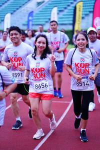 BIB: 8591, 219, 2014, 8514, 8656
                            <button type="button" onclick="openModal(5910587)" class="btn btn-primary btn-sm float-right btn-popup" data-toggle="modal" data-target=".modal-high-quality">
                        <i class="fas fa-shopping-cart"></i> Add to Cart
                    </button>
                                            <button type="button" onclick="isThisMe(5910587, true)" class="btn btn-success btn-sm float-right btn-popup btn-isme hidden" data-toggle="tooltip" data-placement="bottom" title="นี่คือรูปของคุณใช่ไหม คลิกที่นี่เพื่อเอาเข้าอัลบั้ม">
                        <i class="fas fa-plus"></i> Add to album
                    </button>
                    <button type="button" onclick="isThisMe(5910587, false)" class="btn btn-warning btn-sm float-right btn-popup btn-isnotme hidden">
                        <i class="fas fa-ban"></i> Remove from album
                    </button>