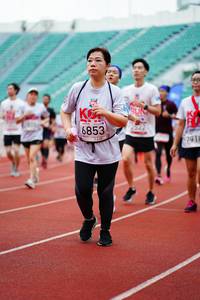 BIB: 6853, 7918
                            <button type="button" onclick="openModal(5910120)" class="btn btn-primary btn-sm float-right btn-popup" data-toggle="modal" data-target=".modal-high-quality">
                        <i class="fas fa-shopping-cart"></i> Add to Cart
                    </button>
                                            <button type="button" onclick="isThisMe(5910120, true)" class="btn btn-success btn-sm float-right btn-popup btn-isme hidden" data-toggle="tooltip" data-placement="bottom" title="นี่คือรูปของคุณใช่ไหม คลิกที่นี่เพื่อเอาเข้าอัลบั้ม">
                        <i class="fas fa-plus"></i> Add to album
                    </button>
                    <button type="button" onclick="isThisMe(5910120, false)" class="btn btn-warning btn-sm float-right btn-popup btn-isnotme hidden">
                        <i class="fas fa-ban"></i> Remove from album
                    </button>