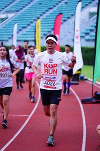 BIB: 2010, 707, 4026
                            <button type="button" onclick="openModal(5922923)" class="btn btn-primary btn-sm float-right btn-popup" data-toggle="modal" data-target=".modal-high-quality">
                        <i class="fas fa-shopping-cart"></i> Add to Cart
                    </button>
                                            <button type="button" onclick="isThisMe(5922923, true)" class="btn btn-success btn-sm float-right btn-popup btn-isme hidden" data-toggle="tooltip" data-placement="bottom" title="นี่คือรูปของคุณใช่ไหม คลิกที่นี่เพื่อเอาเข้าอัลบั้ม">
                        <i class="fas fa-plus"></i> Add to album
                    </button>
                    <button type="button" onclick="isThisMe(5922923, false)" class="btn btn-warning btn-sm float-right btn-popup btn-isnotme hidden">
                        <i class="fas fa-ban"></i> Remove from album
                    </button>