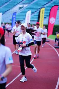 BIB: 
                            <button type="button" onclick="openModal(5913660)" class="btn btn-primary btn-sm float-right btn-popup" data-toggle="modal" data-target=".modal-high-quality">
                        <i class="fas fa-shopping-cart"></i> Add to Cart
                    </button>
                                            <button type="button" onclick="isThisMe(5913660, true)" class="btn btn-success btn-sm float-right btn-popup btn-isme hidden" data-toggle="tooltip" data-placement="bottom" title="นี่คือรูปของคุณใช่ไหม คลิกที่นี่เพื่อเอาเข้าอัลบั้ม">
                        <i class="fas fa-plus"></i> Add to album
                    </button>
                    <button type="button" onclick="isThisMe(5913660, false)" class="btn btn-warning btn-sm float-right btn-popup btn-isnotme hidden">
                        <i class="fas fa-ban"></i> Remove from album
                    </button>