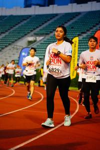 BIB: 20194, 6829, 8958
                            <button type="button" onclick="openModal(5905514)" class="btn btn-primary btn-sm float-right btn-popup" data-toggle="modal" data-target=".modal-high-quality">
                        <i class="fas fa-shopping-cart"></i> Add to Cart
                    </button>
                                            <button type="button" onclick="isThisMe(5905514, true)" class="btn btn-success btn-sm float-right btn-popup btn-isme hidden" data-toggle="tooltip" data-placement="bottom" title="นี่คือรูปของคุณใช่ไหม คลิกที่นี่เพื่อเอาเข้าอัลบั้ม">
                        <i class="fas fa-plus"></i> Add to album
                    </button>
                    <button type="button" onclick="isThisMe(5905514, false)" class="btn btn-warning btn-sm float-right btn-popup btn-isnotme hidden">
                        <i class="fas fa-ban"></i> Remove from album
                    </button>