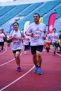 BIB: 7040, 7041
                            <button type="button" onclick="openModal(5909103)" class="btn btn-primary btn-sm float-right btn-popup" data-toggle="modal" data-target=".modal-high-quality">
                        <i class="fas fa-shopping-cart"></i> Add to Cart
                    </button>
                                            <button type="button" onclick="isThisMe(5909103, true)" class="btn btn-success btn-sm float-right btn-popup btn-isme hidden" data-toggle="tooltip" data-placement="bottom" title="นี่คือรูปของคุณใช่ไหม คลิกที่นี่เพื่อเอาเข้าอัลบั้ม">
                        <i class="fas fa-plus"></i> Add to album
                    </button>
                    <button type="button" onclick="isThisMe(5909103, false)" class="btn btn-warning btn-sm float-right btn-popup btn-isnotme hidden">
                        <i class="fas fa-ban"></i> Remove from album
                    </button>