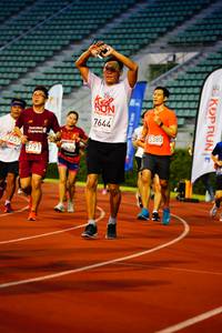 BIB: 7644, 5380
                            <button type="button" onclick="openModal(5902670)" class="btn btn-primary btn-sm float-right btn-popup" data-toggle="modal" data-target=".modal-high-quality">
                        <i class="fas fa-shopping-cart"></i> Add to Cart
                    </button>
                                            <button type="button" onclick="isThisMe(5902670, true)" class="btn btn-success btn-sm float-right btn-popup btn-isme hidden" data-toggle="tooltip" data-placement="bottom" title="นี่คือรูปของคุณใช่ไหม คลิกที่นี่เพื่อเอาเข้าอัลบั้ม">
                        <i class="fas fa-plus"></i> Add to album
                    </button>
                    <button type="button" onclick="isThisMe(5902670, false)" class="btn btn-warning btn-sm float-right btn-popup btn-isnotme hidden">
                        <i class="fas fa-ban"></i> Remove from album
                    </button>