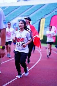 BIB: 6410
                            <button type="button" onclick="openModal(5906983)" class="btn btn-primary btn-sm float-right btn-popup" data-toggle="modal" data-target=".modal-high-quality">
                        <i class="fas fa-shopping-cart"></i> Add to Cart
                    </button>
                                            <button type="button" onclick="isThisMe(5906983, true)" class="btn btn-success btn-sm float-right btn-popup btn-isme hidden" data-toggle="tooltip" data-placement="bottom" title="นี่คือรูปของคุณใช่ไหม คลิกที่นี่เพื่อเอาเข้าอัลบั้ม">
                        <i class="fas fa-plus"></i> Add to album
                    </button>
                    <button type="button" onclick="isThisMe(5906983, false)" class="btn btn-warning btn-sm float-right btn-popup btn-isnotme hidden">
                        <i class="fas fa-ban"></i> Remove from album
                    </button>