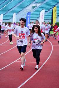 BIB: 6585, 6232
                            <button type="button" onclick="openModal(5924235)" class="btn btn-primary btn-sm float-right btn-popup" data-toggle="modal" data-target=".modal-high-quality">
                        <i class="fas fa-shopping-cart"></i> Add to Cart
                    </button>
                                            <button type="button" onclick="isThisMe(5924235, true)" class="btn btn-success btn-sm float-right btn-popup btn-isme hidden" data-toggle="tooltip" data-placement="bottom" title="นี่คือรูปของคุณใช่ไหม คลิกที่นี่เพื่อเอาเข้าอัลบั้ม">
                        <i class="fas fa-plus"></i> Add to album
                    </button>
                    <button type="button" onclick="isThisMe(5924235, false)" class="btn btn-warning btn-sm float-right btn-popup btn-isnotme hidden">
                        <i class="fas fa-ban"></i> Remove from album
                    </button>