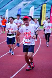 BIB: 2190, 2010
                            <button type="button" onclick="openModal(5913374)" class="btn btn-primary btn-sm float-right btn-popup" data-toggle="modal" data-target=".modal-high-quality">
                        <i class="fas fa-shopping-cart"></i> Add to Cart
                    </button>
                                            <button type="button" onclick="isThisMe(5913374, true)" class="btn btn-success btn-sm float-right btn-popup btn-isme hidden" data-toggle="tooltip" data-placement="bottom" title="นี่คือรูปของคุณใช่ไหม คลิกที่นี่เพื่อเอาเข้าอัลบั้ม">
                        <i class="fas fa-plus"></i> Add to album
                    </button>
                    <button type="button" onclick="isThisMe(5913374, false)" class="btn btn-warning btn-sm float-right btn-popup btn-isnotme hidden">
                        <i class="fas fa-ban"></i> Remove from album
                    </button>