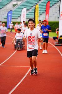 BIB: 1100
                            <button type="button" onclick="openModal(5942513)" class="btn btn-primary btn-sm float-right btn-popup" data-toggle="modal" data-target=".modal-high-quality">
                        <i class="fas fa-shopping-cart"></i> Add to Cart
                    </button>
                                            <button type="button" onclick="isThisMe(5942513, true)" class="btn btn-success btn-sm float-right btn-popup btn-isme hidden" data-toggle="tooltip" data-placement="bottom" title="นี่คือรูปของคุณใช่ไหม คลิกที่นี่เพื่อเอาเข้าอัลบั้ม">
                        <i class="fas fa-plus"></i> Add to album
                    </button>
                    <button type="button" onclick="isThisMe(5942513, false)" class="btn btn-warning btn-sm float-right btn-popup btn-isnotme hidden">
                        <i class="fas fa-ban"></i> Remove from album
                    </button>