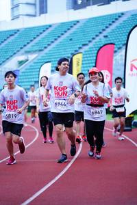 BIB: 6944, 6947, 6819
                            <button type="button" onclick="openModal(5906240)" class="btn btn-primary btn-sm float-right btn-popup" data-toggle="modal" data-target=".modal-high-quality">
                        <i class="fas fa-shopping-cart"></i> Add to Cart
                    </button>
                                            <button type="button" onclick="isThisMe(5906240, true)" class="btn btn-success btn-sm float-right btn-popup btn-isme hidden" data-toggle="tooltip" data-placement="bottom" title="นี่คือรูปของคุณใช่ไหม คลิกที่นี่เพื่อเอาเข้าอัลบั้ม">
                        <i class="fas fa-plus"></i> Add to album
                    </button>
                    <button type="button" onclick="isThisMe(5906240, false)" class="btn btn-warning btn-sm float-right btn-popup btn-isnotme hidden">
                        <i class="fas fa-ban"></i> Remove from album
                    </button>