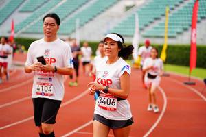 BIB: 201, 4104, 3406
                            <button type="button" onclick="openModal(5943009)" class="btn btn-primary btn-sm float-right btn-popup" data-toggle="modal" data-target=".modal-high-quality">
                        <i class="fas fa-shopping-cart"></i> Add to Cart
                    </button>
                                            <button type="button" onclick="isThisMe(5943009, true)" class="btn btn-success btn-sm float-right btn-popup btn-isme hidden" data-toggle="tooltip" data-placement="bottom" title="นี่คือรูปของคุณใช่ไหม คลิกที่นี่เพื่อเอาเข้าอัลบั้ม">
                        <i class="fas fa-plus"></i> Add to album
                    </button>
                    <button type="button" onclick="isThisMe(5943009, false)" class="btn btn-warning btn-sm float-right btn-popup btn-isnotme hidden">
                        <i class="fas fa-ban"></i> Remove from album
                    </button>