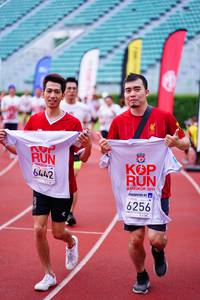 BIB: 6442, 2019, 6256
                            <button type="button" onclick="openModal(5915984)" class="btn btn-primary btn-sm float-right btn-popup" data-toggle="modal" data-target=".modal-high-quality">
                        <i class="fas fa-shopping-cart"></i> Add to Cart
                    </button>
                                            <button type="button" onclick="isThisMe(5915984, true)" class="btn btn-success btn-sm float-right btn-popup btn-isme hidden" data-toggle="tooltip" data-placement="bottom" title="นี่คือรูปของคุณใช่ไหม คลิกที่นี่เพื่อเอาเข้าอัลบั้ม">
                        <i class="fas fa-plus"></i> Add to album
                    </button>
                    <button type="button" onclick="isThisMe(5915984, false)" class="btn btn-warning btn-sm float-right btn-popup btn-isnotme hidden">
                        <i class="fas fa-ban"></i> Remove from album
                    </button>