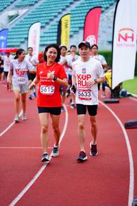 BIB: 6439, 5615, 5633
                            <button type="button" onclick="openModal(5913351)" class="btn btn-primary btn-sm float-right btn-popup" data-toggle="modal" data-target=".modal-high-quality">
                        <i class="fas fa-shopping-cart"></i> Add to Cart
                    </button>
                                            <button type="button" onclick="isThisMe(5913351, true)" class="btn btn-success btn-sm float-right btn-popup btn-isme hidden" data-toggle="tooltip" data-placement="bottom" title="นี่คือรูปของคุณใช่ไหม คลิกที่นี่เพื่อเอาเข้าอัลบั้ม">
                        <i class="fas fa-plus"></i> Add to album
                    </button>
                    <button type="button" onclick="isThisMe(5913351, false)" class="btn btn-warning btn-sm float-right btn-popup btn-isnotme hidden">
                        <i class="fas fa-ban"></i> Remove from album
                    </button>