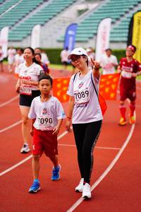 BIB: 4309, 7089, 7090
                            <button type="button" onclick="openModal(5942382)" class="btn btn-primary btn-sm float-right btn-popup" data-toggle="modal" data-target=".modal-high-quality">
                        <i class="fas fa-shopping-cart"></i> Add to Cart
                    </button>
                                            <button type="button" onclick="isThisMe(5942382, true)" class="btn btn-success btn-sm float-right btn-popup btn-isme hidden" data-toggle="tooltip" data-placement="bottom" title="นี่คือรูปของคุณใช่ไหม คลิกที่นี่เพื่อเอาเข้าอัลบั้ม">
                        <i class="fas fa-plus"></i> Add to album
                    </button>
                    <button type="button" onclick="isThisMe(5942382, false)" class="btn btn-warning btn-sm float-right btn-popup btn-isnotme hidden">
                        <i class="fas fa-ban"></i> Remove from album
                    </button>