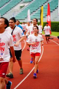 BIB: 4007, 301
                            <button type="button" onclick="openModal(5943340)" class="btn btn-primary btn-sm float-right btn-popup" data-toggle="modal" data-target=".modal-high-quality">
                        <i class="fas fa-shopping-cart"></i> Add to Cart
                    </button>
                                            <button type="button" onclick="isThisMe(5943340, true)" class="btn btn-success btn-sm float-right btn-popup btn-isme hidden" data-toggle="tooltip" data-placement="bottom" title="นี่คือรูปของคุณใช่ไหม คลิกที่นี่เพื่อเอาเข้าอัลบั้ม">
                        <i class="fas fa-plus"></i> Add to album
                    </button>
                    <button type="button" onclick="isThisMe(5943340, false)" class="btn btn-warning btn-sm float-right btn-popup btn-isnotme hidden">
                        <i class="fas fa-ban"></i> Remove from album
                    </button>