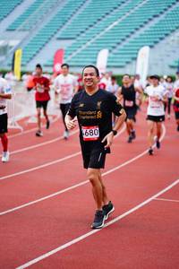 BIB: 4680
                            <button type="button" onclick="openModal(5915234)" class="btn btn-primary btn-sm float-right btn-popup" data-toggle="modal" data-target=".modal-high-quality">
                        <i class="fas fa-shopping-cart"></i> Add to Cart
                    </button>
                                            <button type="button" onclick="isThisMe(5915234, true)" class="btn btn-success btn-sm float-right btn-popup btn-isme hidden" data-toggle="tooltip" data-placement="bottom" title="นี่คือรูปของคุณใช่ไหม คลิกที่นี่เพื่อเอาเข้าอัลบั้ม">
                        <i class="fas fa-plus"></i> Add to album
                    </button>
                    <button type="button" onclick="isThisMe(5915234, false)" class="btn btn-warning btn-sm float-right btn-popup btn-isnotme hidden">
                        <i class="fas fa-ban"></i> Remove from album
                    </button>