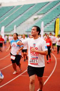 BIB: 2019, 4821
                            <button type="button" onclick="openModal(5943372)" class="btn btn-primary btn-sm float-right btn-popup" data-toggle="modal" data-target=".modal-high-quality">
                        <i class="fas fa-shopping-cart"></i> Add to Cart
                    </button>
                                            <button type="button" onclick="isThisMe(5943372, true)" class="btn btn-success btn-sm float-right btn-popup btn-isme hidden" data-toggle="tooltip" data-placement="bottom" title="นี่คือรูปของคุณใช่ไหม คลิกที่นี่เพื่อเอาเข้าอัลบั้ม">
                        <i class="fas fa-plus"></i> Add to album
                    </button>
                    <button type="button" onclick="isThisMe(5943372, false)" class="btn btn-warning btn-sm float-right btn-popup btn-isnotme hidden">
                        <i class="fas fa-ban"></i> Remove from album
                    </button>