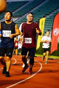 BIB: 6190, 7569
                            <button type="button" onclick="openModal(5900856)" class="btn btn-primary btn-sm float-right btn-popup" data-toggle="modal" data-target=".modal-high-quality">
                        <i class="fas fa-shopping-cart"></i> Add to Cart
                    </button>
                                            <button type="button" onclick="isThisMe(5900856, true)" class="btn btn-success btn-sm float-right btn-popup btn-isme hidden" data-toggle="tooltip" data-placement="bottom" title="นี่คือรูปของคุณใช่ไหม คลิกที่นี่เพื่อเอาเข้าอัลบั้ม">
                        <i class="fas fa-plus"></i> Add to album
                    </button>
                    <button type="button" onclick="isThisMe(5900856, false)" class="btn btn-warning btn-sm float-right btn-popup btn-isnotme hidden">
                        <i class="fas fa-ban"></i> Remove from album
                    </button>