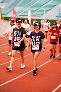 BIB: 3125, 3983, 3977
                            <button type="button" onclick="openModal(5944280)" class="btn btn-primary btn-sm float-right btn-popup" data-toggle="modal" data-target=".modal-high-quality">
                        <i class="fas fa-shopping-cart"></i> Add to Cart
                    </button>
                                            <button type="button" onclick="isThisMe(5944280, true)" class="btn btn-success btn-sm float-right btn-popup btn-isme hidden" data-toggle="tooltip" data-placement="bottom" title="นี่คือรูปของคุณใช่ไหม คลิกที่นี่เพื่อเอาเข้าอัลบั้ม">
                        <i class="fas fa-plus"></i> Add to album
                    </button>
                    <button type="button" onclick="isThisMe(5944280, false)" class="btn btn-warning btn-sm float-right btn-popup btn-isnotme hidden">
                        <i class="fas fa-ban"></i> Remove from album
                    </button>