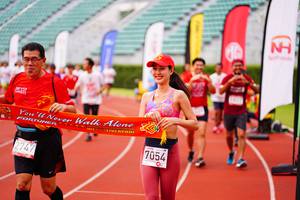 BIB: 7054, 2747
                            <button type="button" onclick="openModal(5941462)" class="btn btn-primary btn-sm float-right btn-popup" data-toggle="modal" data-target=".modal-high-quality">
                        <i class="fas fa-shopping-cart"></i> Add to Cart
                    </button>
                                            <button type="button" onclick="isThisMe(5941462, true)" class="btn btn-success btn-sm float-right btn-popup btn-isme hidden" data-toggle="tooltip" data-placement="bottom" title="นี่คือรูปของคุณใช่ไหม คลิกที่นี่เพื่อเอาเข้าอัลบั้ม">
                        <i class="fas fa-plus"></i> Add to album
                    </button>
                    <button type="button" onclick="isThisMe(5941462, false)" class="btn btn-warning btn-sm float-right btn-popup btn-isnotme hidden">
                        <i class="fas fa-ban"></i> Remove from album
                    </button>