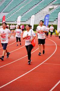 BIB: 1202, 6658, 2597
                            <button type="button" onclick="openModal(5940883)" class="btn btn-primary btn-sm float-right btn-popup" data-toggle="modal" data-target=".modal-high-quality">
                        <i class="fas fa-shopping-cart"></i> Add to Cart
                    </button>
                                            <button type="button" onclick="isThisMe(5940883, true)" class="btn btn-success btn-sm float-right btn-popup btn-isme hidden" data-toggle="tooltip" data-placement="bottom" title="นี่คือรูปของคุณใช่ไหม คลิกที่นี่เพื่อเอาเข้าอัลบั้ม">
                        <i class="fas fa-plus"></i> Add to album
                    </button>
                    <button type="button" onclick="isThisMe(5940883, false)" class="btn btn-warning btn-sm float-right btn-popup btn-isnotme hidden">
                        <i class="fas fa-ban"></i> Remove from album
                    </button>