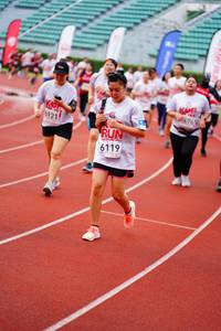 BIB: 121, 6119
                            <button type="button" onclick="openModal(5920503)" class="btn btn-primary btn-sm float-right btn-popup" data-toggle="modal" data-target=".modal-high-quality">
                        <i class="fas fa-shopping-cart"></i> Add to Cart
                    </button>
                                            <button type="button" onclick="isThisMe(5920503, true)" class="btn btn-success btn-sm float-right btn-popup btn-isme hidden" data-toggle="tooltip" data-placement="bottom" title="นี่คือรูปของคุณใช่ไหม คลิกที่นี่เพื่อเอาเข้าอัลบั้ม">
                        <i class="fas fa-plus"></i> Add to album
                    </button>
                    <button type="button" onclick="isThisMe(5920503, false)" class="btn btn-warning btn-sm float-right btn-popup btn-isnotme hidden">
                        <i class="fas fa-ban"></i> Remove from album
                    </button>