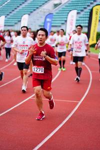 BIB: 3991, 1270
                            <button type="button" onclick="openModal(5919532)" class="btn btn-primary btn-sm float-right btn-popup" data-toggle="modal" data-target=".modal-high-quality">
                        <i class="fas fa-shopping-cart"></i> Add to Cart
                    </button>
                                            <button type="button" onclick="isThisMe(5919532, true)" class="btn btn-success btn-sm float-right btn-popup btn-isme hidden" data-toggle="tooltip" data-placement="bottom" title="นี่คือรูปของคุณใช่ไหม คลิกที่นี่เพื่อเอาเข้าอัลบั้ม">
                        <i class="fas fa-plus"></i> Add to album
                    </button>
                    <button type="button" onclick="isThisMe(5919532, false)" class="btn btn-warning btn-sm float-right btn-popup btn-isnotme hidden">
                        <i class="fas fa-ban"></i> Remove from album
                    </button>