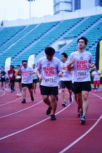 BIB: 818, 7052, 6679
                            <button type="button" onclick="openModal(5907591)" class="btn btn-primary btn-sm float-right btn-popup" data-toggle="modal" data-target=".modal-high-quality">
                        <i class="fas fa-shopping-cart"></i> Add to Cart
                    </button>
                                            <button type="button" onclick="isThisMe(5907591, true)" class="btn btn-success btn-sm float-right btn-popup btn-isme hidden" data-toggle="tooltip" data-placement="bottom" title="นี่คือรูปของคุณใช่ไหม คลิกที่นี่เพื่อเอาเข้าอัลบั้ม">
                        <i class="fas fa-plus"></i> Add to album
                    </button>
                    <button type="button" onclick="isThisMe(5907591, false)" class="btn btn-warning btn-sm float-right btn-popup btn-isnotme hidden">
                        <i class="fas fa-ban"></i> Remove from album
                    </button>