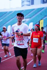 BIB: 201, 6929, 3195
                            <button type="button" onclick="openModal(5908423)" class="btn btn-primary btn-sm float-right btn-popup" data-toggle="modal" data-target=".modal-high-quality">
                        <i class="fas fa-shopping-cart"></i> Add to Cart
                    </button>
                                            <button type="button" onclick="isThisMe(5908423, true)" class="btn btn-success btn-sm float-right btn-popup btn-isme hidden" data-toggle="tooltip" data-placement="bottom" title="นี่คือรูปของคุณใช่ไหม คลิกที่นี่เพื่อเอาเข้าอัลบั้ม">
                        <i class="fas fa-plus"></i> Add to album
                    </button>
                    <button type="button" onclick="isThisMe(5908423, false)" class="btn btn-warning btn-sm float-right btn-popup btn-isnotme hidden">
                        <i class="fas fa-ban"></i> Remove from album
                    </button>