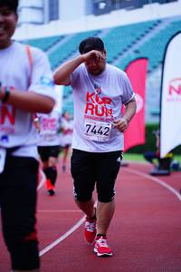 BIB: 7442
                            <button type="button" onclick="openModal(5907505)" class="btn btn-primary btn-sm float-right btn-popup" data-toggle="modal" data-target=".modal-high-quality">
                        <i class="fas fa-shopping-cart"></i> Add to Cart
                    </button>
                                            <button type="button" onclick="isThisMe(5907505, true)" class="btn btn-success btn-sm float-right btn-popup btn-isme hidden" data-toggle="tooltip" data-placement="bottom" title="นี่คือรูปของคุณใช่ไหม คลิกที่นี่เพื่อเอาเข้าอัลบั้ม">
                        <i class="fas fa-plus"></i> Add to album
                    </button>
                    <button type="button" onclick="isThisMe(5907505, false)" class="btn btn-warning btn-sm float-right btn-popup btn-isnotme hidden">
                        <i class="fas fa-ban"></i> Remove from album
                    </button>