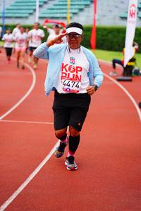 BIB: 4474
                            <button type="button" onclick="openModal(5946021)" class="btn btn-primary btn-sm float-right btn-popup" data-toggle="modal" data-target=".modal-high-quality">
                        <i class="fas fa-shopping-cart"></i> Add to Cart
                    </button>
                                            <button type="button" onclick="isThisMe(5946021, true)" class="btn btn-success btn-sm float-right btn-popup btn-isme hidden" data-toggle="tooltip" data-placement="bottom" title="นี่คือรูปของคุณใช่ไหม คลิกที่นี่เพื่อเอาเข้าอัลบั้ม">
                        <i class="fas fa-plus"></i> Add to album
                    </button>
                    <button type="button" onclick="isThisMe(5946021, false)" class="btn btn-warning btn-sm float-right btn-popup btn-isnotme hidden">
                        <i class="fas fa-ban"></i> Remove from album
                    </button>