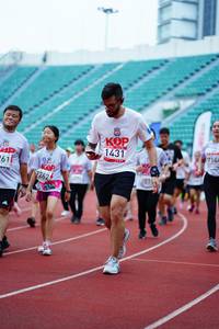 BIB: 1431, 714, 262
                            <button type="button" onclick="openModal(5909781)" class="btn btn-primary btn-sm float-right btn-popup" data-toggle="modal" data-target=".modal-high-quality">
                        <i class="fas fa-shopping-cart"></i> Add to Cart
                    </button>
                                            <button type="button" onclick="isThisMe(5909781, true)" class="btn btn-success btn-sm float-right btn-popup btn-isme hidden" data-toggle="tooltip" data-placement="bottom" title="นี่คือรูปของคุณใช่ไหม คลิกที่นี่เพื่อเอาเข้าอัลบั้ม">
                        <i class="fas fa-plus"></i> Add to album
                    </button>
                    <button type="button" onclick="isThisMe(5909781, false)" class="btn btn-warning btn-sm float-right btn-popup btn-isnotme hidden">
                        <i class="fas fa-ban"></i> Remove from album
                    </button>