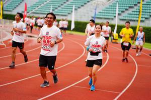 BIB: 2240, 239
                            <button type="button" onclick="openModal(5946681)" class="btn btn-primary btn-sm float-right btn-popup" data-toggle="modal" data-target=".modal-high-quality">
                        <i class="fas fa-shopping-cart"></i> Add to Cart
                    </button>
                                            <button type="button" onclick="isThisMe(5946681, true)" class="btn btn-success btn-sm float-right btn-popup btn-isme hidden" data-toggle="tooltip" data-placement="bottom" title="นี่คือรูปของคุณใช่ไหม คลิกที่นี่เพื่อเอาเข้าอัลบั้ม">
                        <i class="fas fa-plus"></i> Add to album
                    </button>
                    <button type="button" onclick="isThisMe(5946681, false)" class="btn btn-warning btn-sm float-right btn-popup btn-isnotme hidden">
                        <i class="fas fa-ban"></i> Remove from album
                    </button>