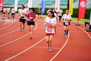 BIB: 4615
                            <button type="button" onclick="openModal(5947973)" class="btn btn-primary btn-sm float-right btn-popup" data-toggle="modal" data-target=".modal-high-quality">
                        <i class="fas fa-shopping-cart"></i> Add to Cart
                    </button>
                                            <button type="button" onclick="isThisMe(5947973, true)" class="btn btn-success btn-sm float-right btn-popup btn-isme hidden" data-toggle="tooltip" data-placement="bottom" title="นี่คือรูปของคุณใช่ไหม คลิกที่นี่เพื่อเอาเข้าอัลบั้ม">
                        <i class="fas fa-plus"></i> Add to album
                    </button>
                    <button type="button" onclick="isThisMe(5947973, false)" class="btn btn-warning btn-sm float-right btn-popup btn-isnotme hidden">
                        <i class="fas fa-ban"></i> Remove from album
                    </button>