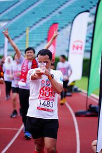 BIB: 1483
                            <button type="button" onclick="openModal(5922146)" class="btn btn-primary btn-sm float-right btn-popup" data-toggle="modal" data-target=".modal-high-quality">
                        <i class="fas fa-shopping-cart"></i> Add to Cart
                    </button>
                                            <button type="button" onclick="isThisMe(5922146, true)" class="btn btn-success btn-sm float-right btn-popup btn-isme hidden" data-toggle="tooltip" data-placement="bottom" title="นี่คือรูปของคุณใช่ไหม คลิกที่นี่เพื่อเอาเข้าอัลบั้ม">
                        <i class="fas fa-plus"></i> Add to album
                    </button>
                    <button type="button" onclick="isThisMe(5922146, false)" class="btn btn-warning btn-sm float-right btn-popup btn-isnotme hidden">
                        <i class="fas fa-ban"></i> Remove from album
                    </button>