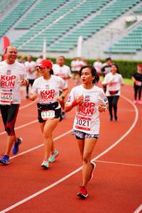 BIB: 4645, 4137, 3021
                            <button type="button" onclick="openModal(5943227)" class="btn btn-primary btn-sm float-right btn-popup" data-toggle="modal" data-target=".modal-high-quality">
                        <i class="fas fa-shopping-cart"></i> Add to Cart
                    </button>
                                            <button type="button" onclick="isThisMe(5943227, true)" class="btn btn-success btn-sm float-right btn-popup btn-isme hidden" data-toggle="tooltip" data-placement="bottom" title="นี่คือรูปของคุณใช่ไหม คลิกที่นี่เพื่อเอาเข้าอัลบั้ม">
                        <i class="fas fa-plus"></i> Add to album
                    </button>
                    <button type="button" onclick="isThisMe(5943227, false)" class="btn btn-warning btn-sm float-right btn-popup btn-isnotme hidden">
                        <i class="fas fa-ban"></i> Remove from album
                    </button>